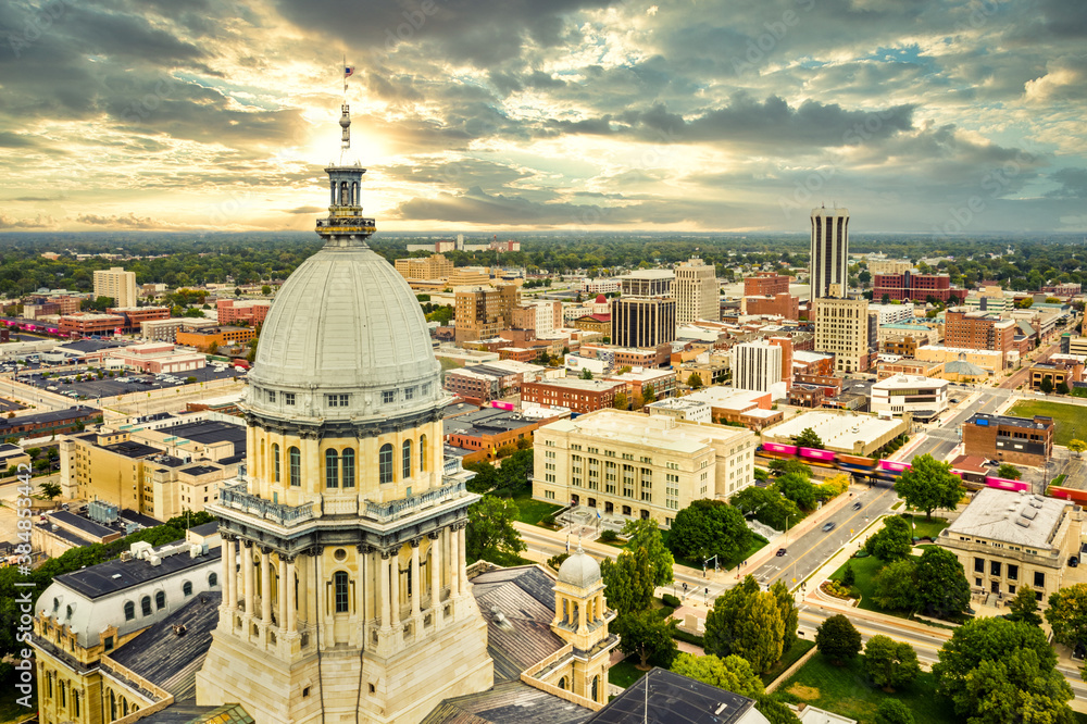 Arial view of the Illinois State Capitol building and the surrounding city.